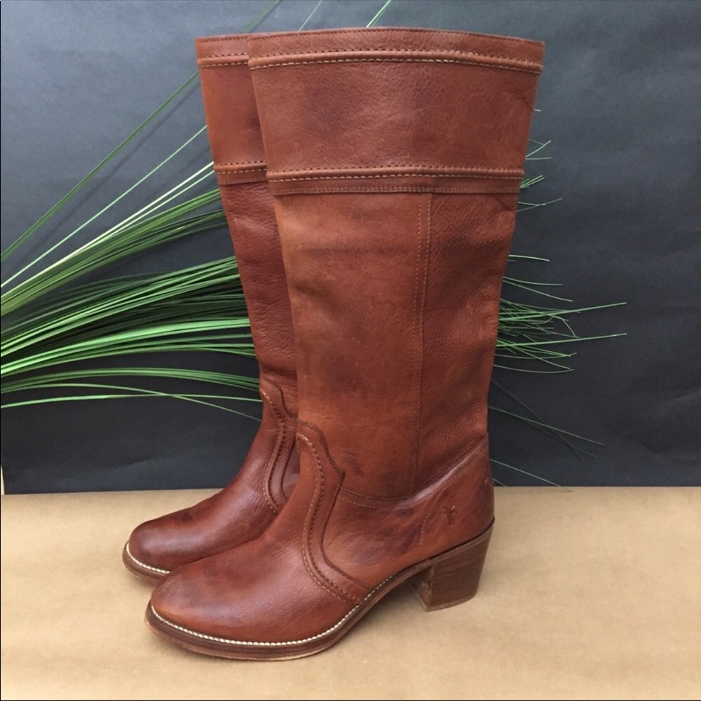 Frye Jane Stitch in cognac